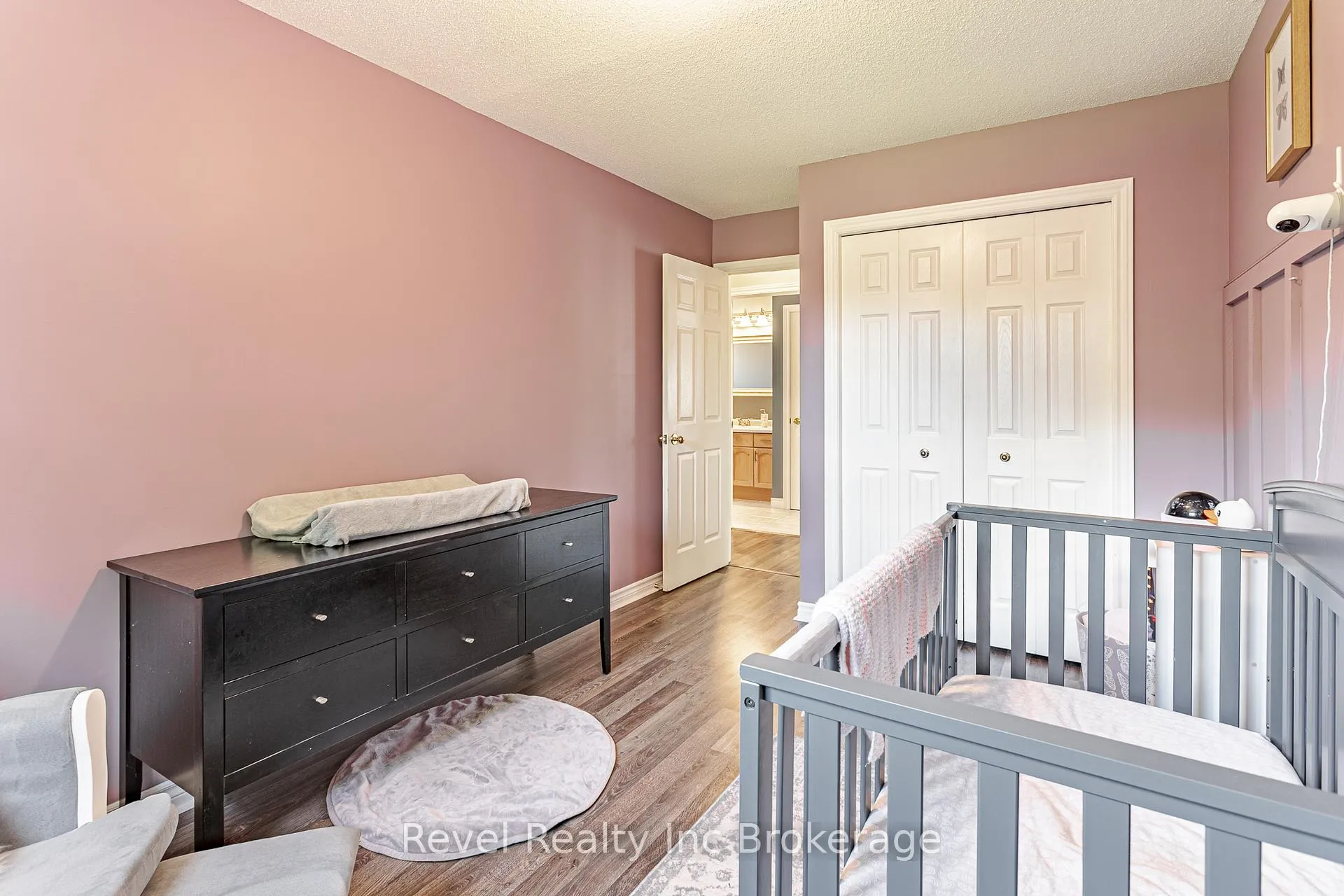Photo 19 of 7 Childerhose Crescent, Brantford, Lynden Hills — HOMEH