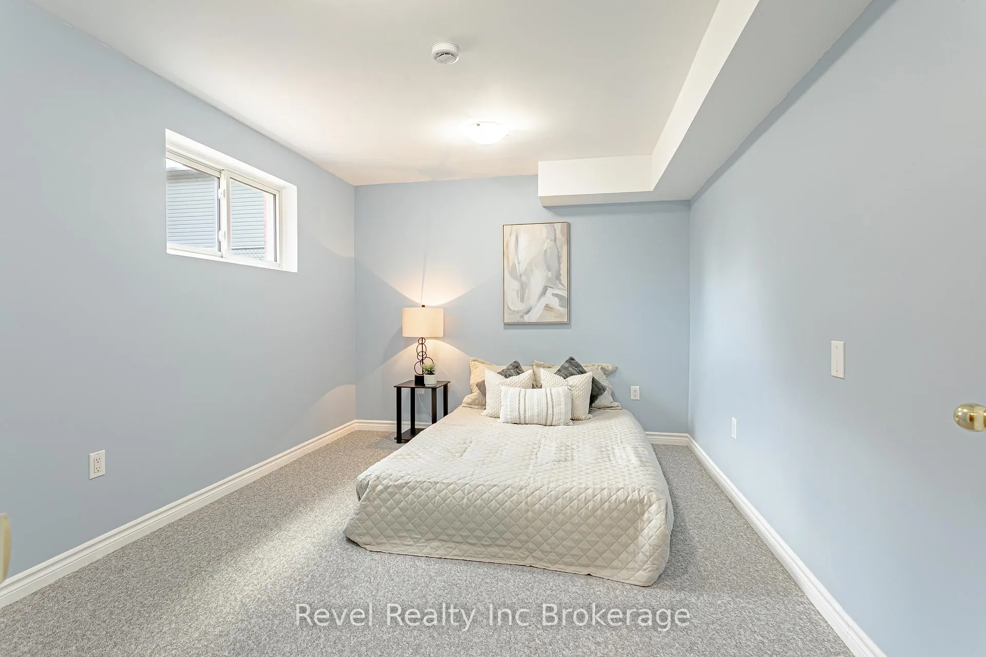 Photo 29 of 7 Childerhose Crescent, Brantford, Lynden Hills — HOMEH