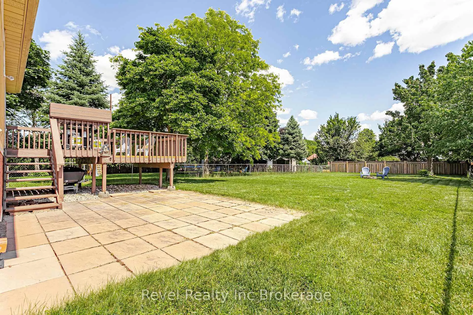 Photo 34 of 7 Childerhose Crescent, Brantford, Lynden Hills — HOMEH