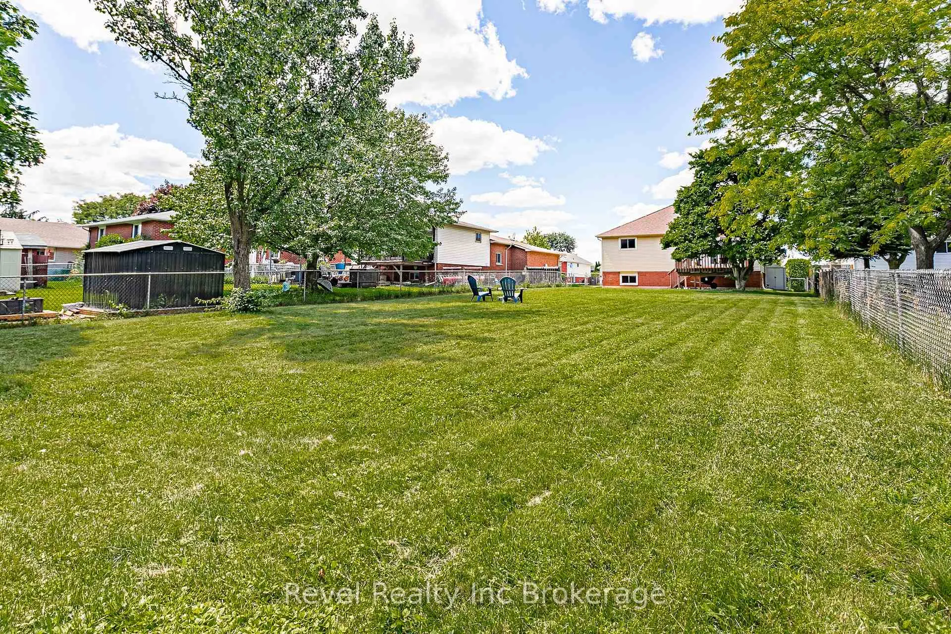 Photo 36 of 7 Childerhose Crescent, Brantford, Lynden Hills — HOMEH