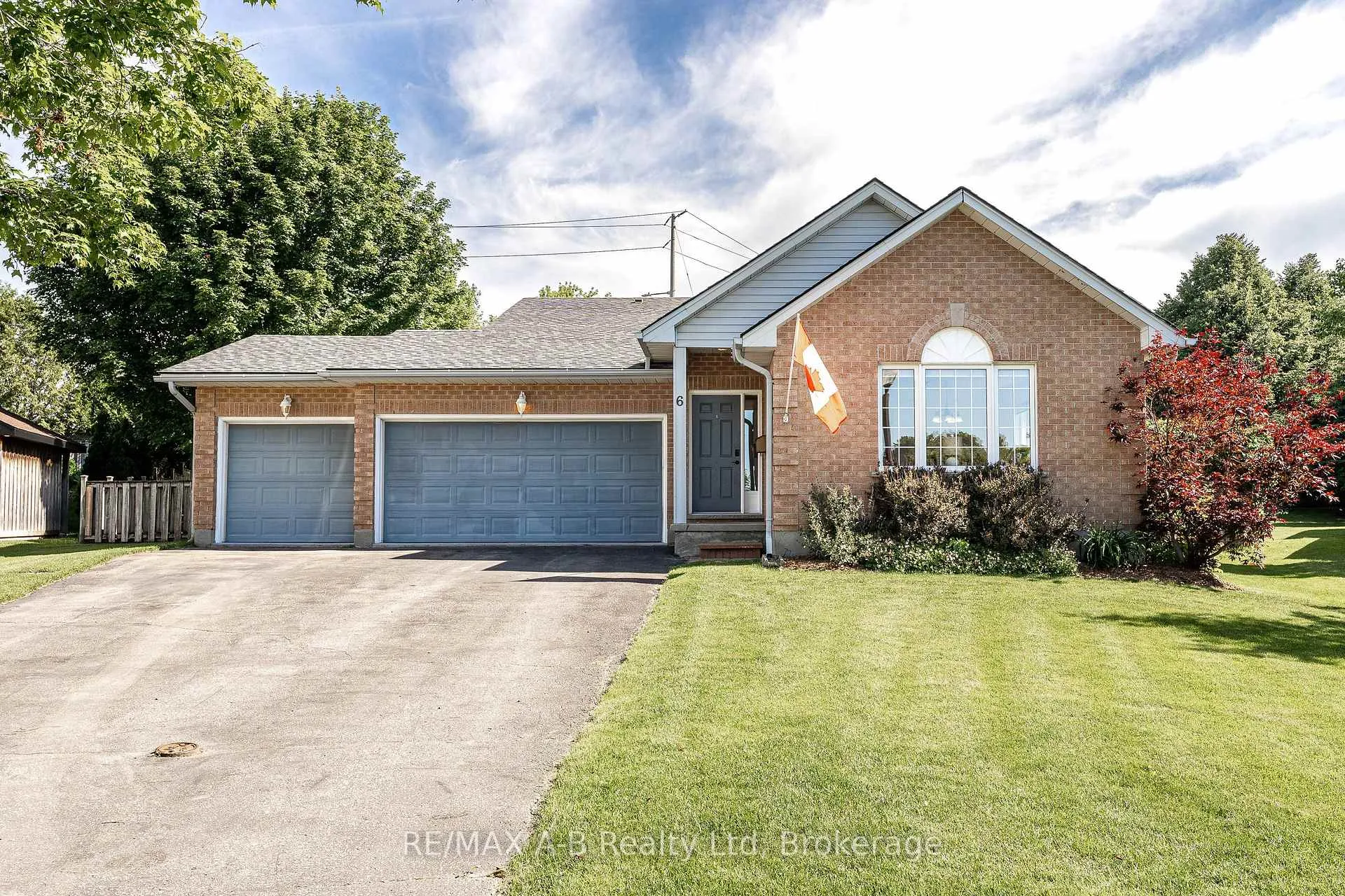 Photo 1 of 6 Meadowridge Court, St. Marys — HOMEH