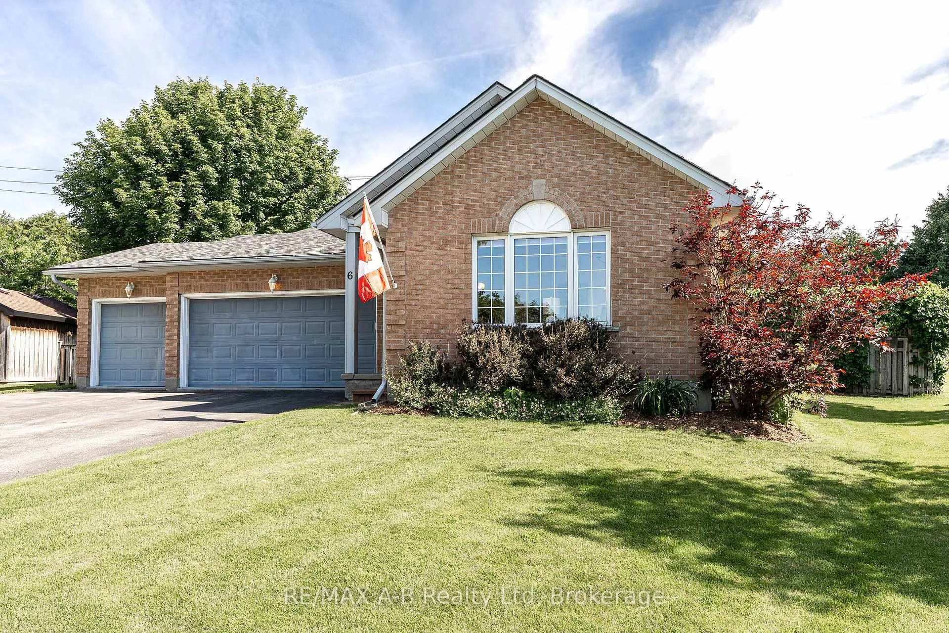 Photo 3 of 6 Meadowridge Court, St. Marys — HOMEH