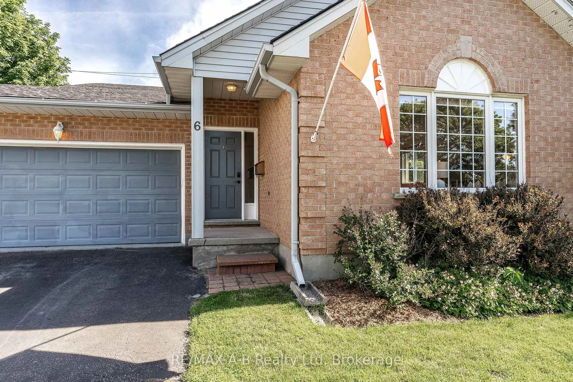 Photo 4 of 6 Meadowridge Court, St. Marys — HOMEH