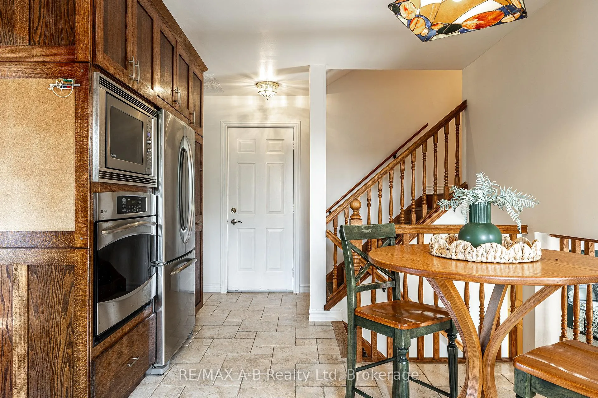 Photo 15 of 6 Meadowridge Court, St. Marys — HOMEH