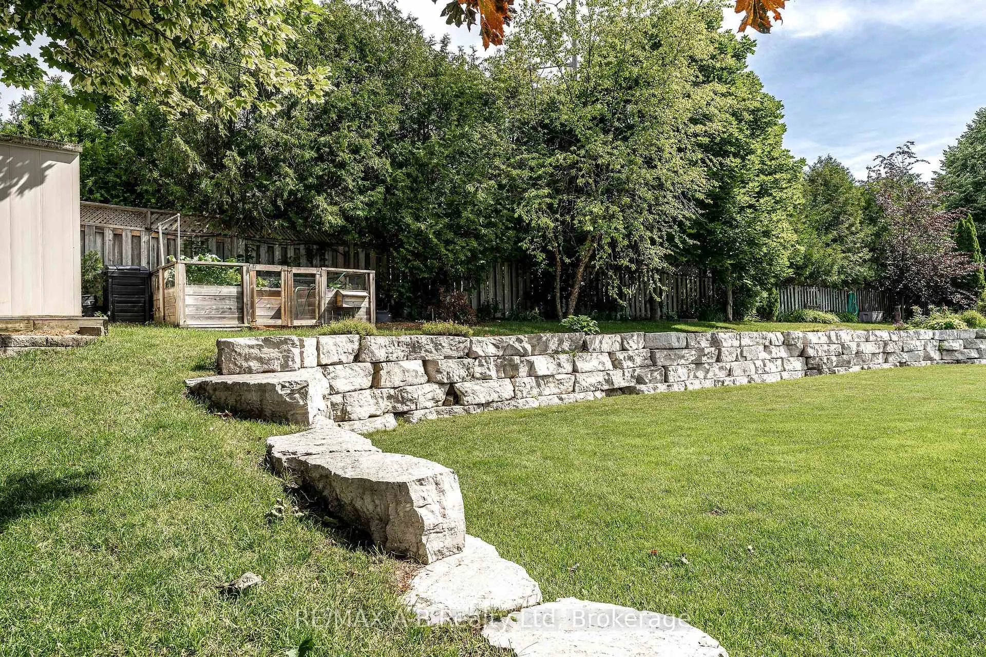 Photo 41 of 6 Meadowridge Court, St. Marys — HOMEH