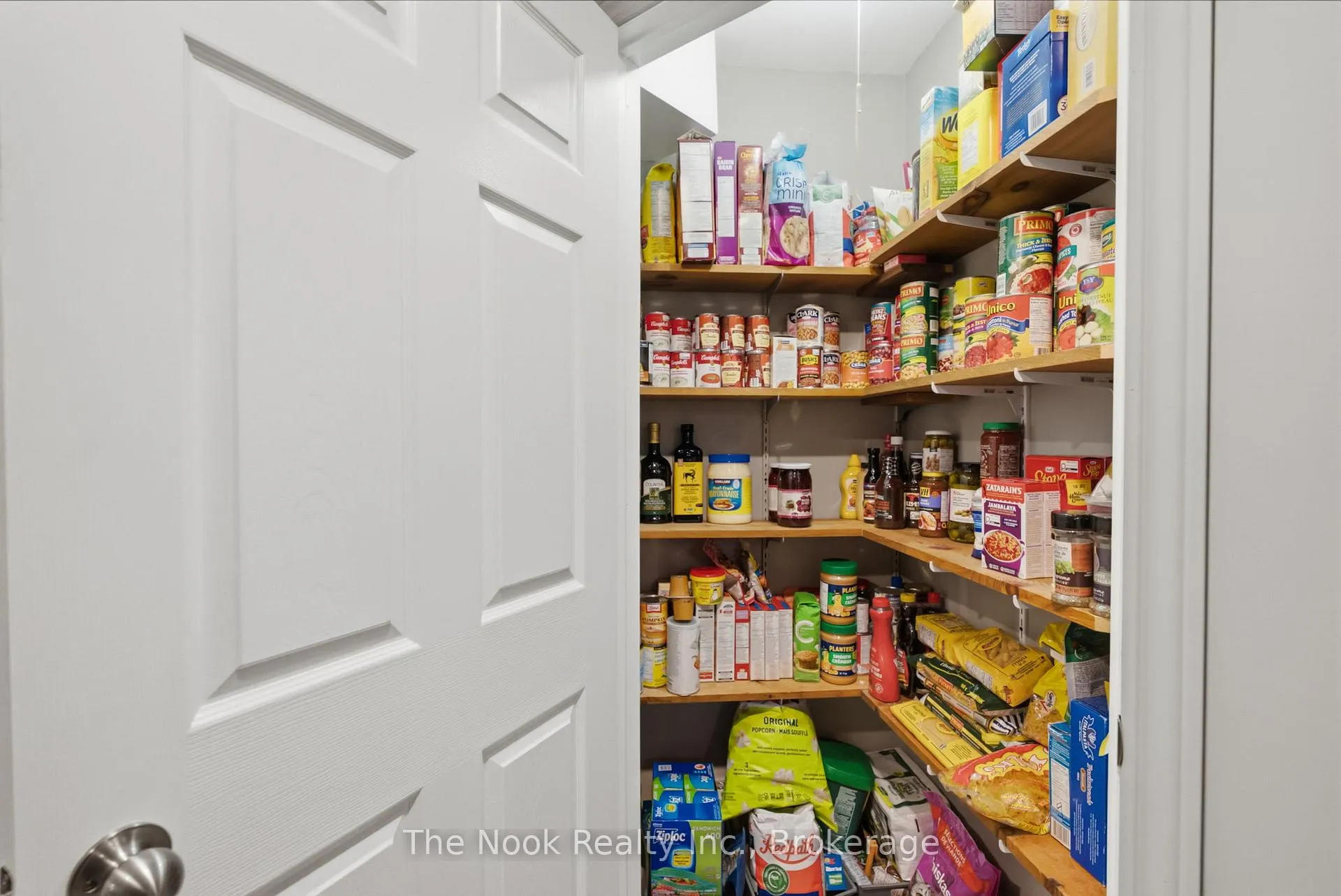 Photo 29 of 23 Thornbury Street, Clarington, Courtice — HOMEH
