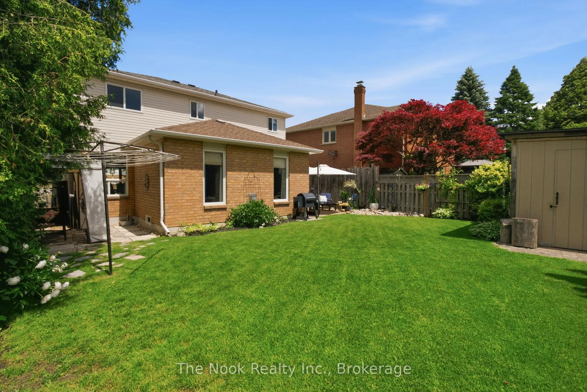 Photo 37 of 23 Thornbury Street, Clarington, Courtice — HOMEH