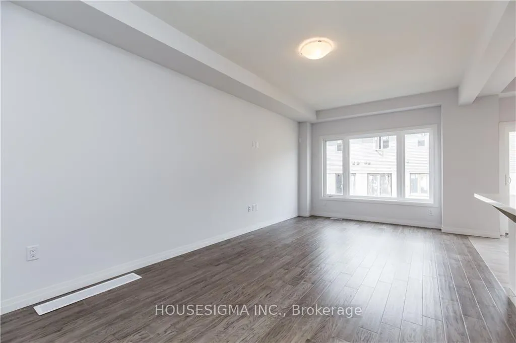 Photo 2 of 59 Greenwich Avenue, Hamilton, Stoney Creek — HOMEH