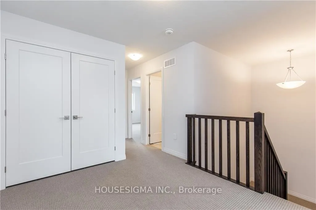 Photo 8 of 59 Greenwich Avenue, Hamilton, Stoney Creek — HOMEH