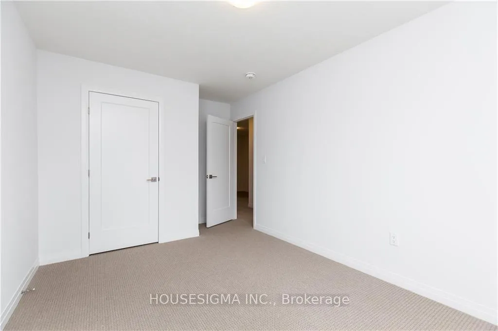 Photo 13 of 59 Greenwich Avenue, Hamilton, Stoney Creek — HOMEH