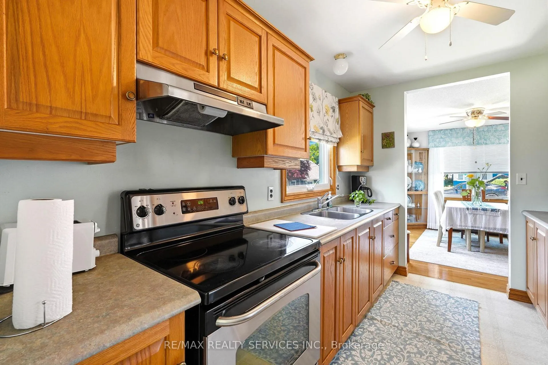 Photo 19 of 70 Oak Street, Lambton Shores, Grand Bend — HOMEH