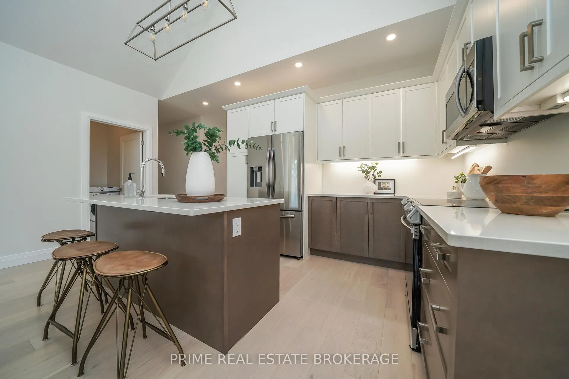 Photo 16 of Unit 6, 62 Compass Trail, Central Elgin, Rural Central Elgin — HOMEH