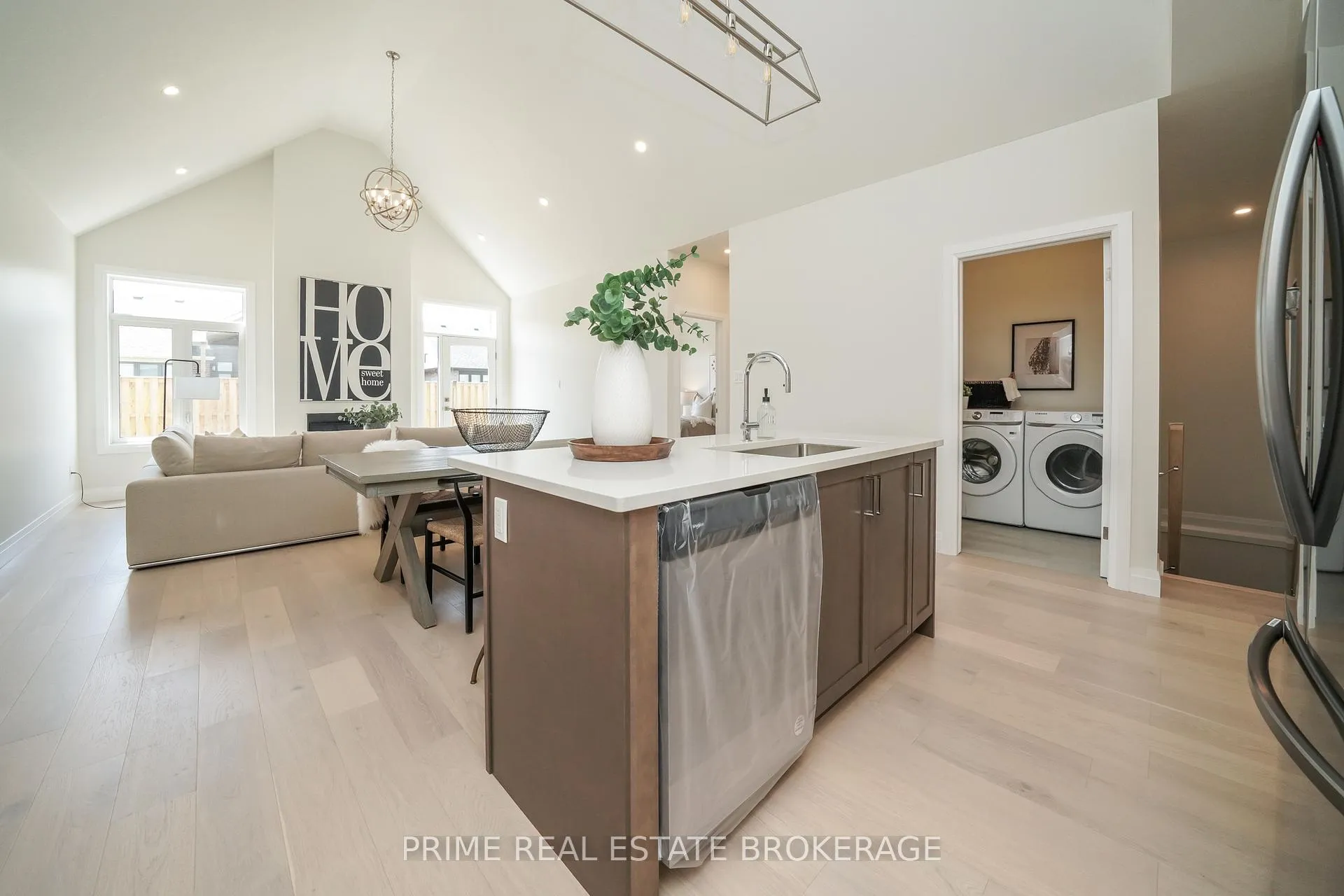 Photo 23 of Unit 6, 62 Compass Trail, Central Elgin, Rural Central Elgin — HOMEH