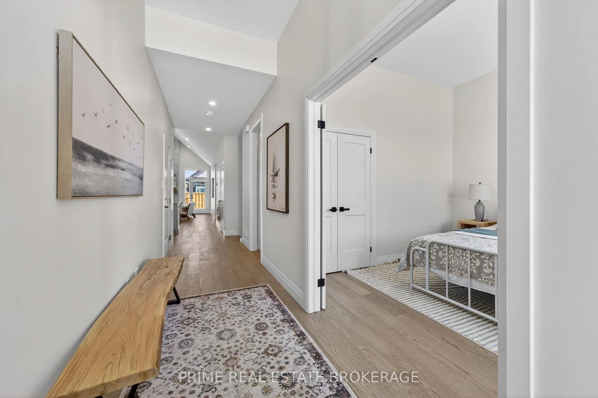 Photo 6 of Unit 6, 62 Compass Trail, Central Elgin, Rural Central Elgin — HOMEH