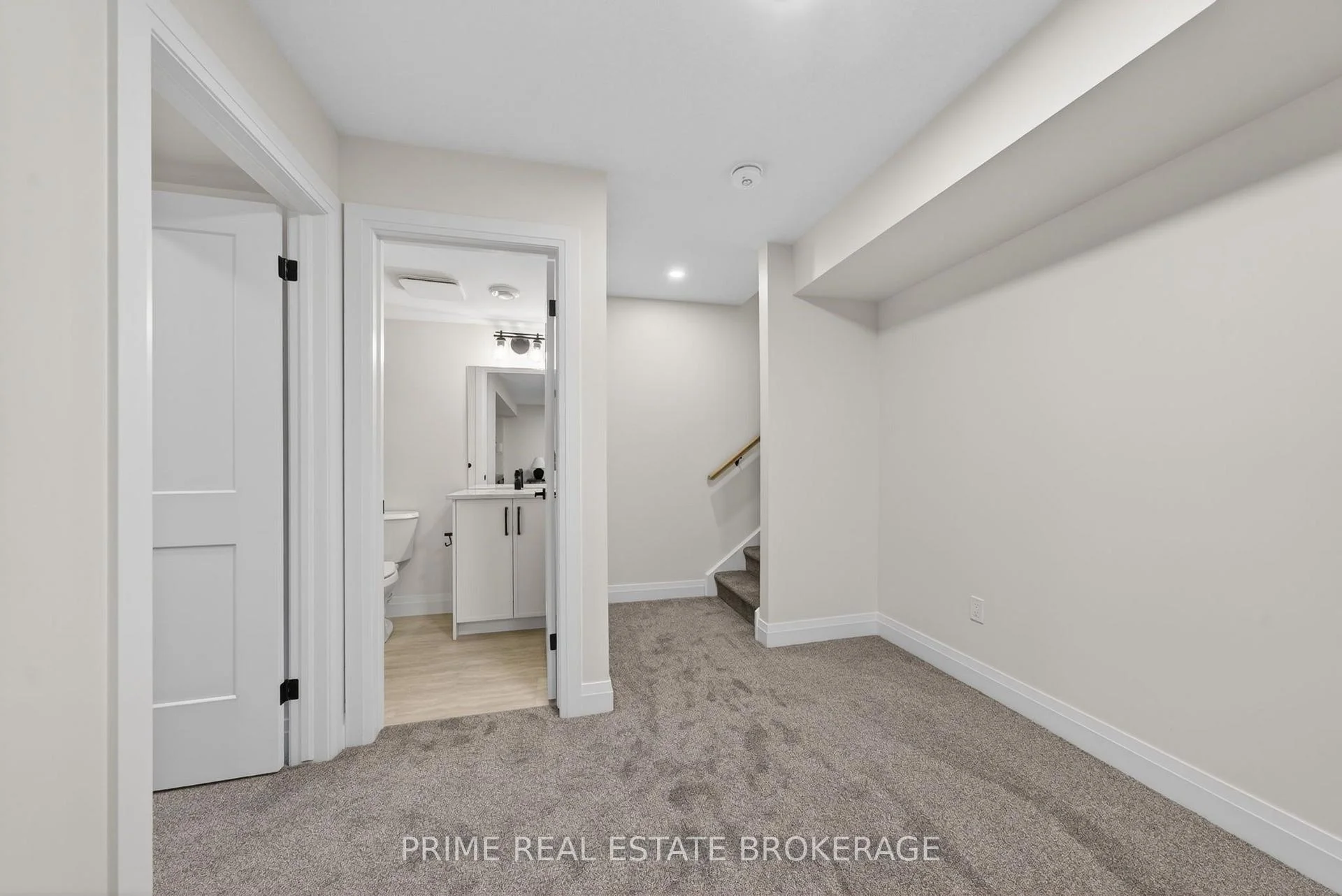 Photo 42 of Unit 6, 62 Compass Trail, Central Elgin, Rural Central Elgin — HOMEH