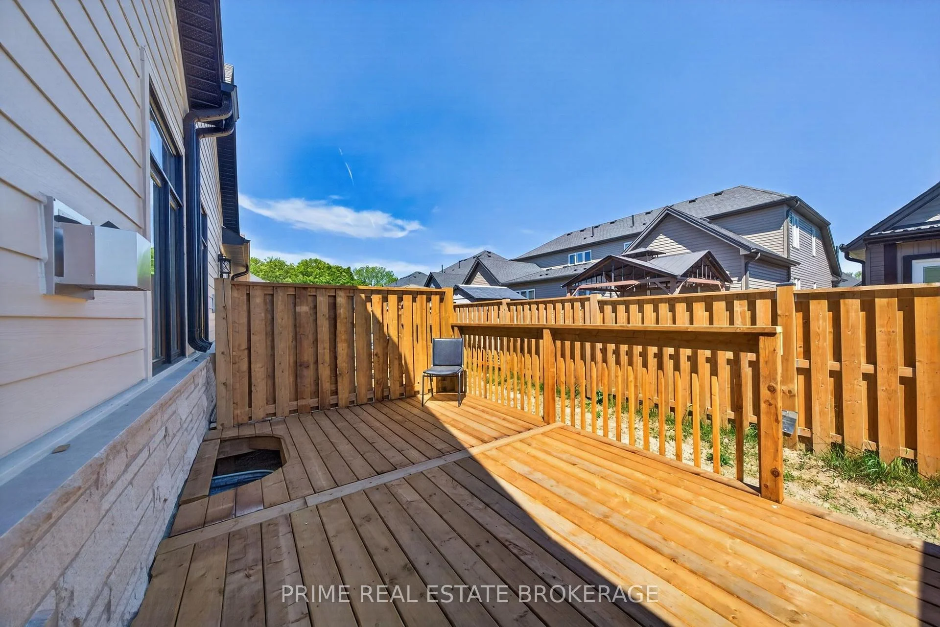 Photo 54 of Unit 6, 62 Compass Trail, Central Elgin, Rural Central Elgin — HOMEH