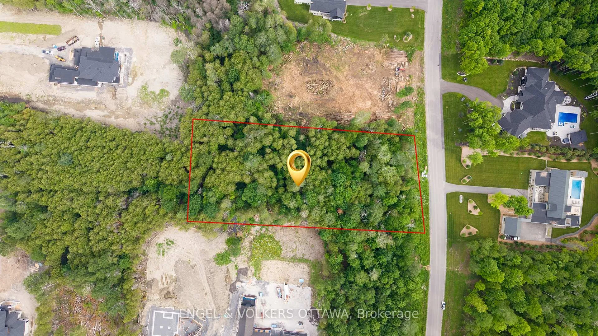 Photo 5 of 2331 Kilchurn Terrace, Ottawa, Manotick East to Manotick Station — HOMEH
