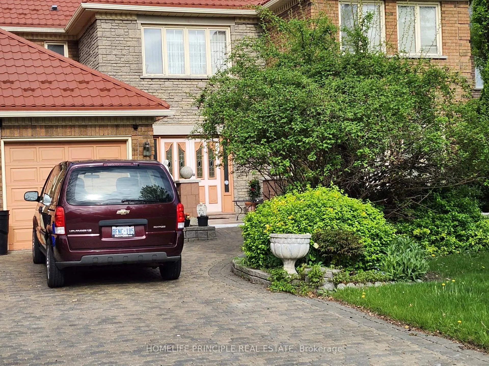 Photo 2 of Unit BSMT, 107 Flushing Avenue, Vaughan, East Woodbridge — HOMEH