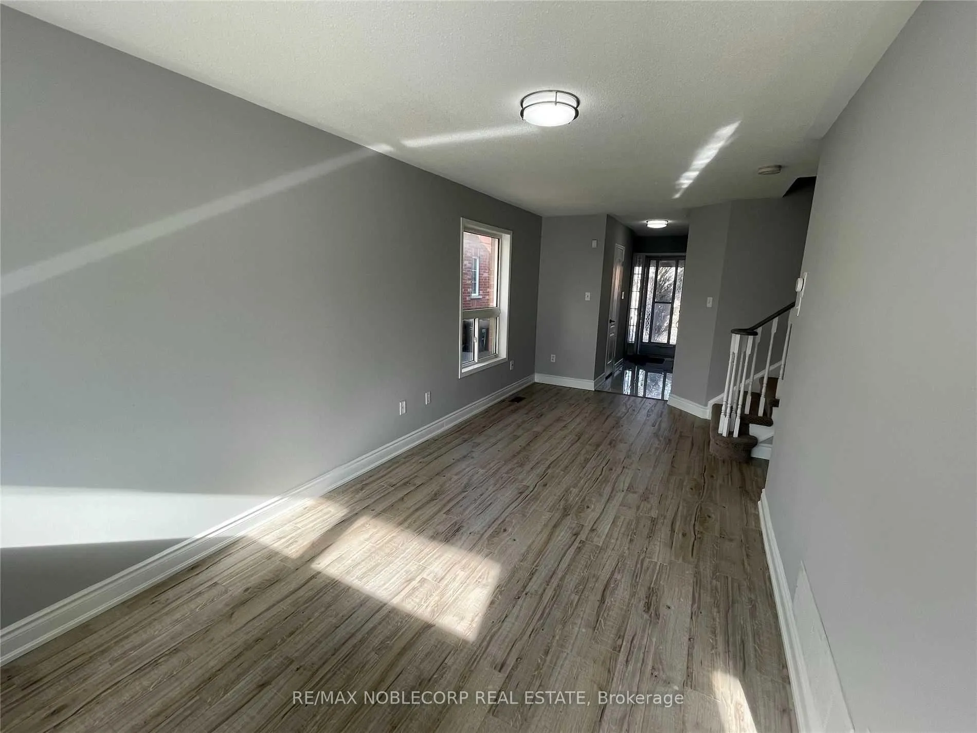 Photo 3 of 14 Cordgrass Crescent, Brampton, Sandringham-Wellington — HOMEH
