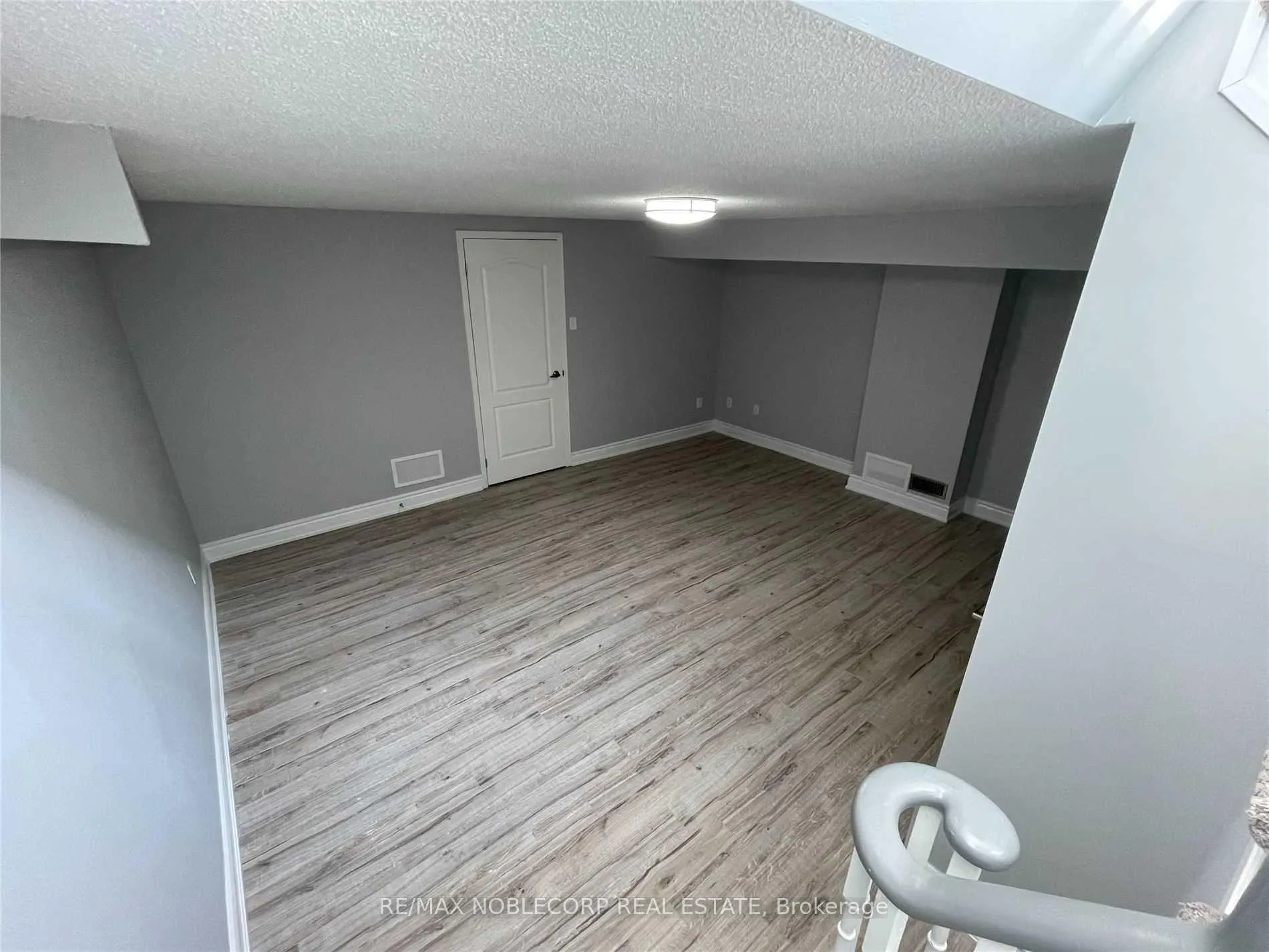 Photo 14 of 14 Cordgrass Crescent, Brampton, Sandringham-Wellington — HOMEH