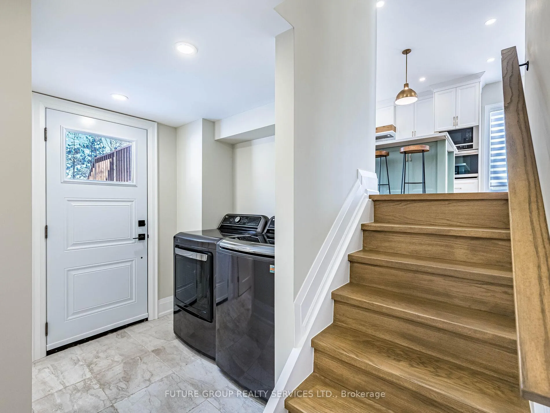 Photo 31 of 153 Daniel Street N, Erin — HOMEH