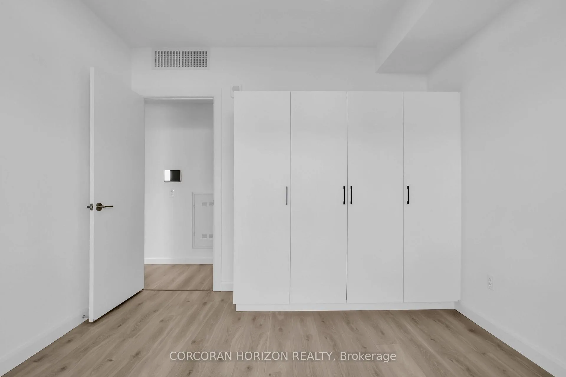 Photo 16 of Unit 1708, 741 King Street W, Kitchener — HOMEH