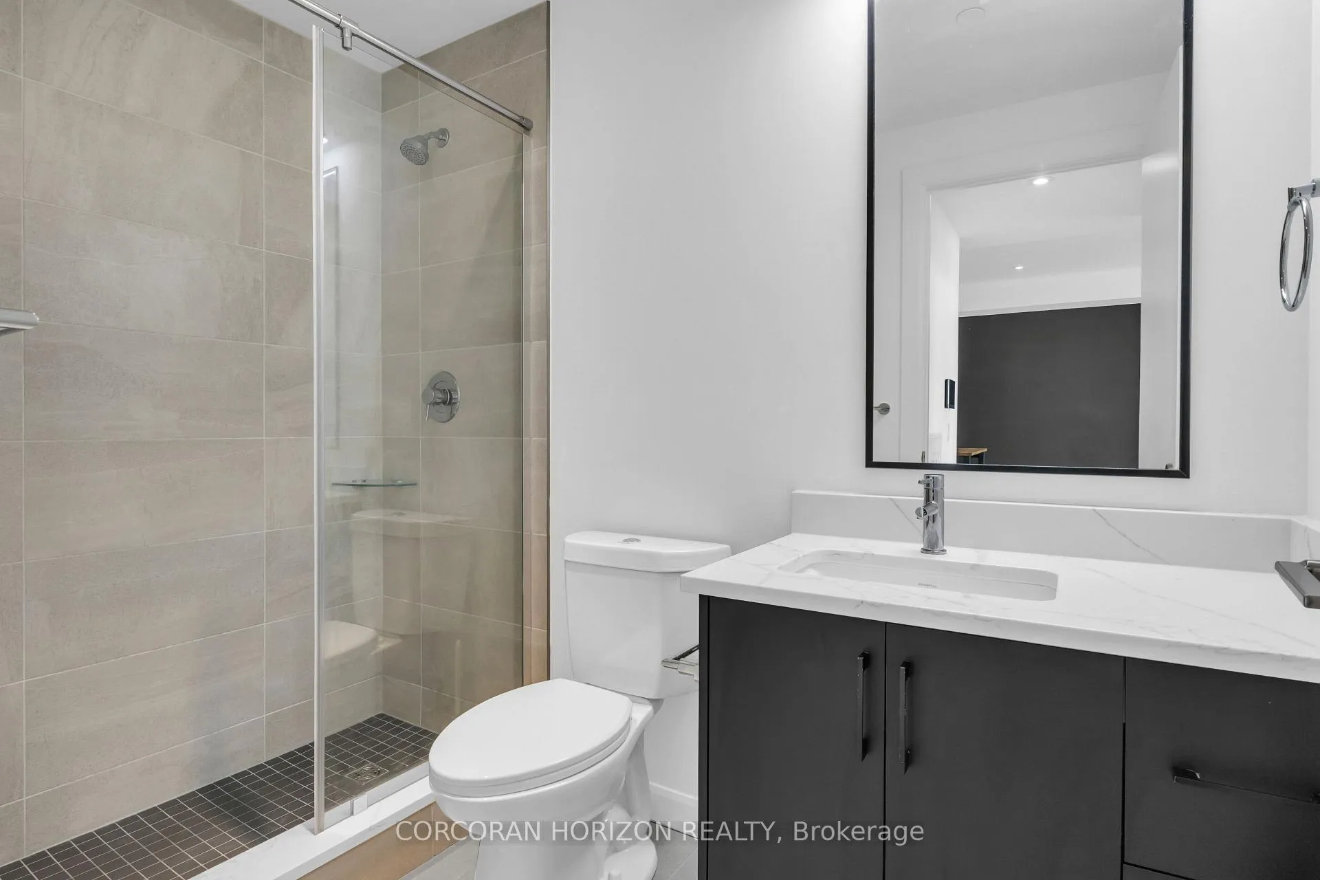 Photo 18 of Unit 1708, 741 King Street W, Kitchener — HOMEH