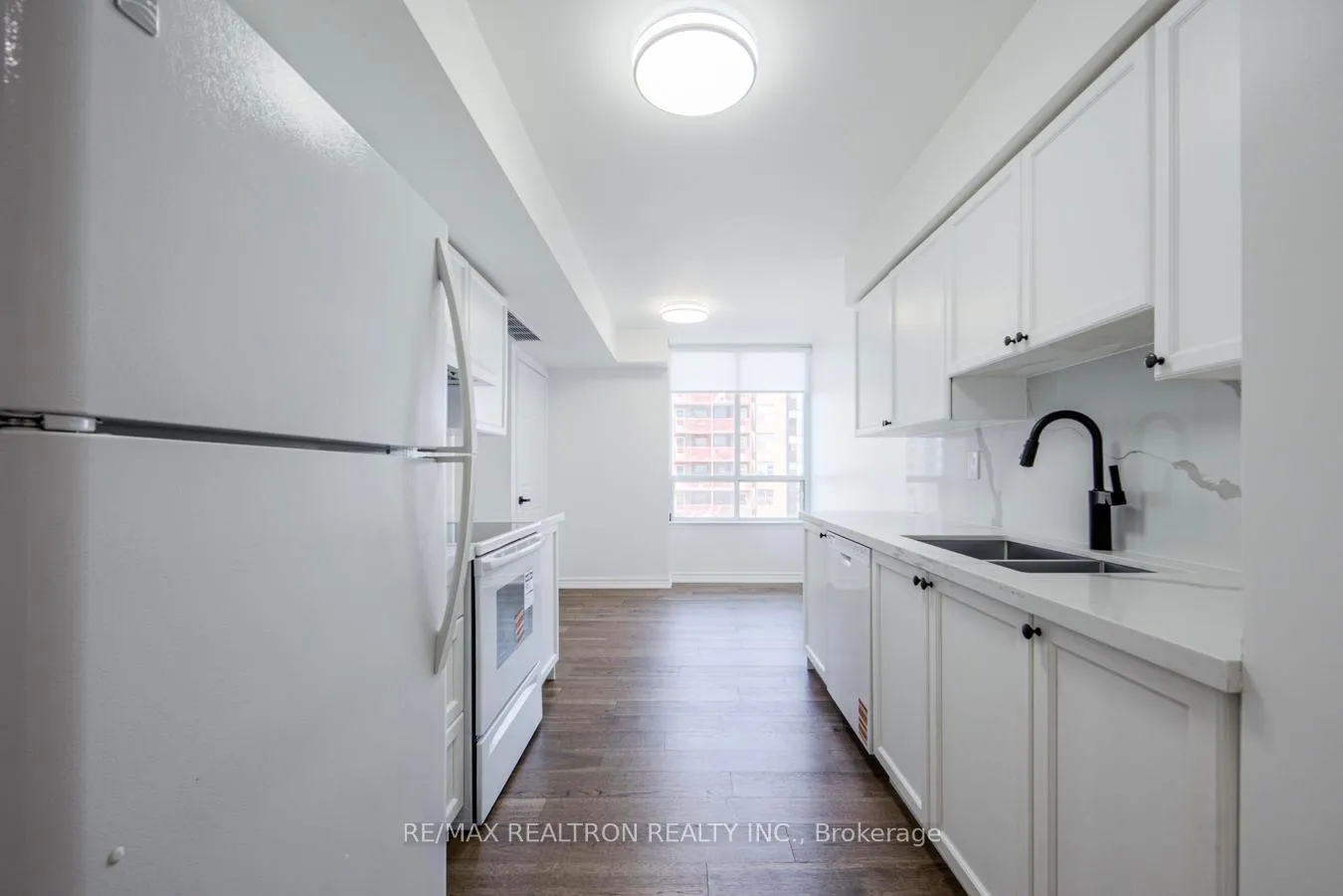 Photo 14 of Unit 708, 2 Covington Road, Toronto, Englemount-Lawrence — HOMEH