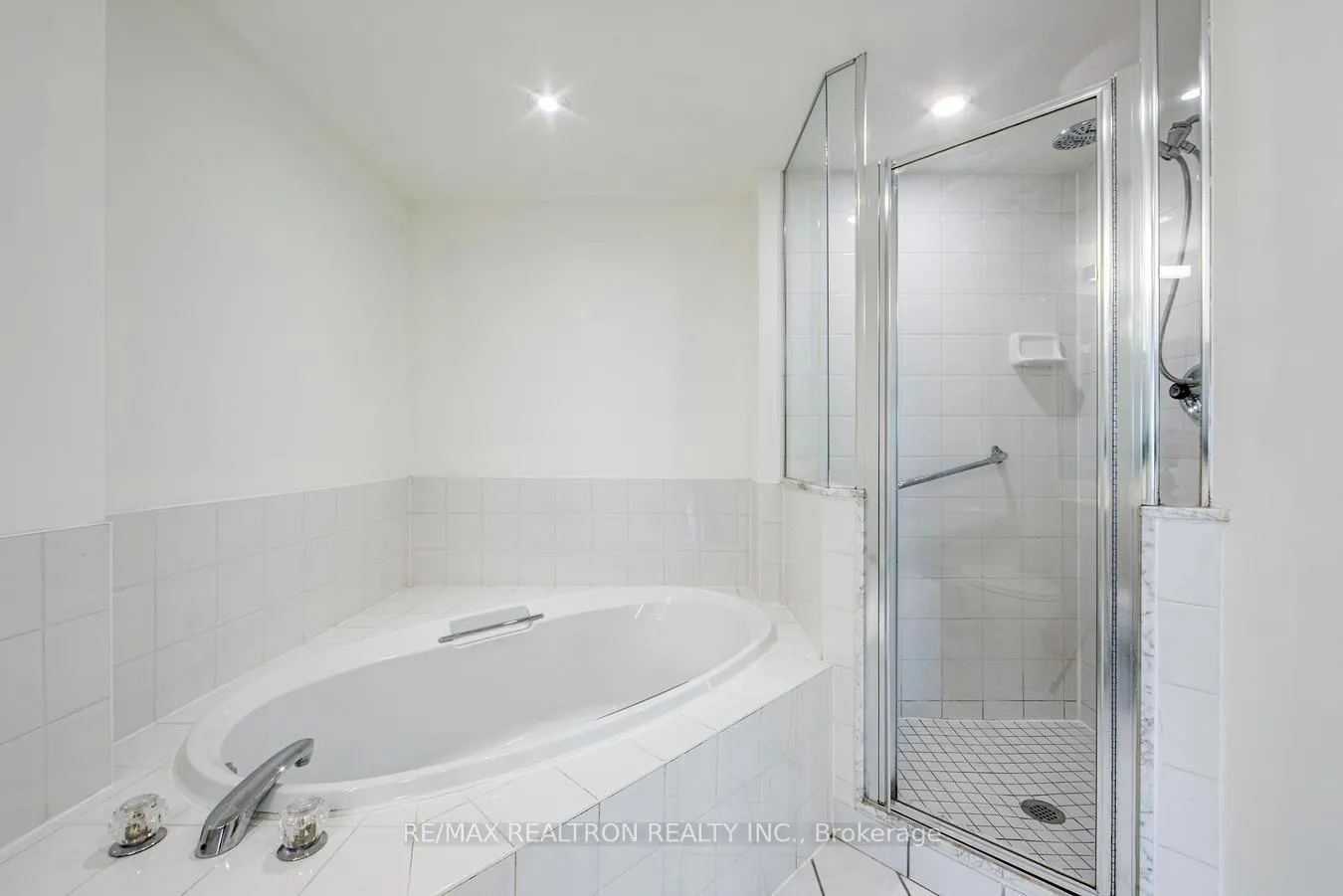 Photo 25 of Unit 708, 2 Covington Road, Toronto, Englemount-Lawrence — HOMEH