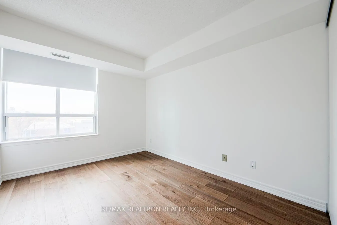 Photo 27 of Unit 708, 2 Covington Road, Toronto, Englemount-Lawrence — HOMEH