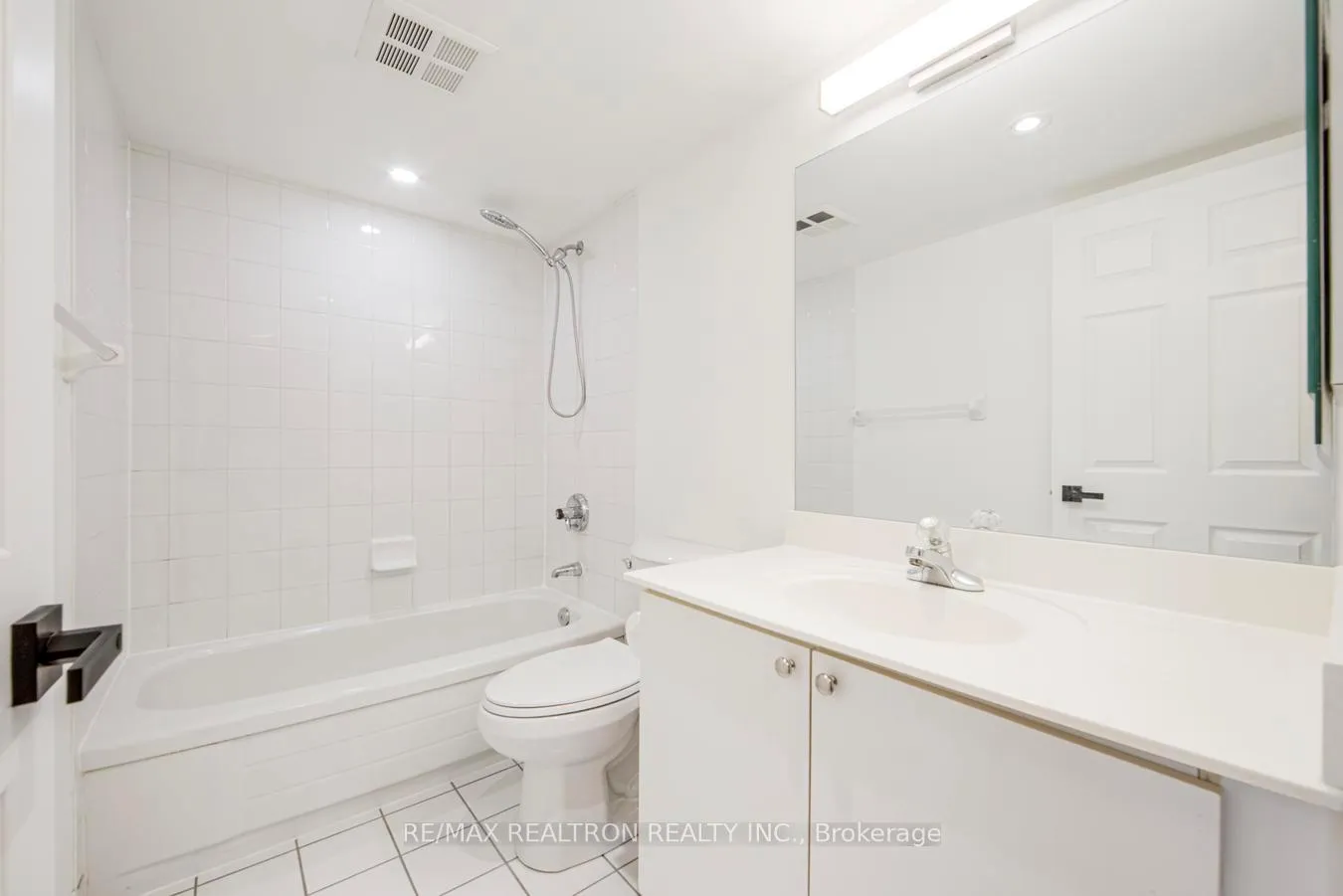 Photo 29 of Unit 708, 2 Covington Road, Toronto, Englemount-Lawrence — HOMEH