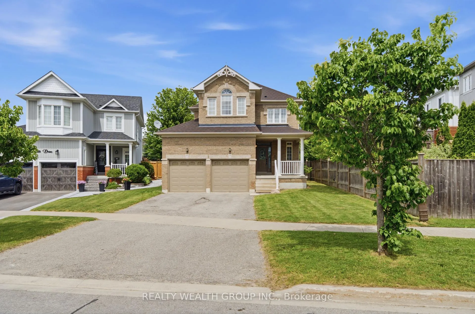 Photo 2 of 3 Queensplate Drive, Scugog, Port Perry — HOMEH