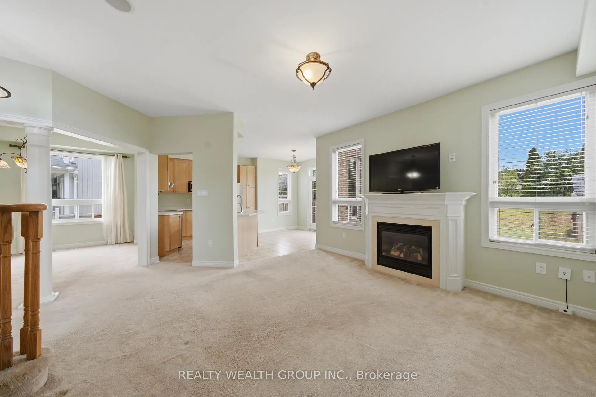Photo 15 of 3 Queensplate Drive, Scugog, Port Perry — HOMEH