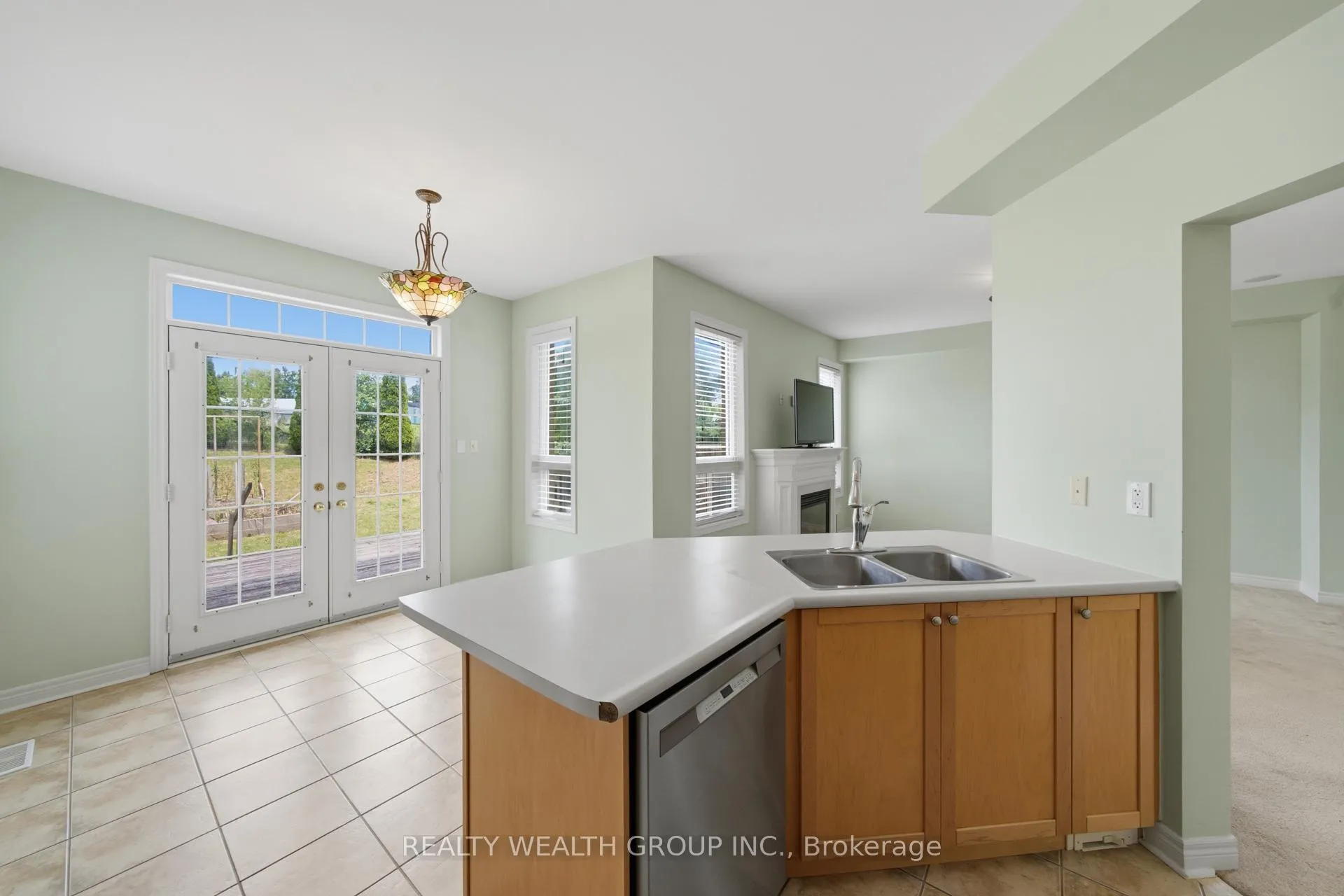 Photo 21 of 3 Queensplate Drive, Scugog, Port Perry — HOMEH
