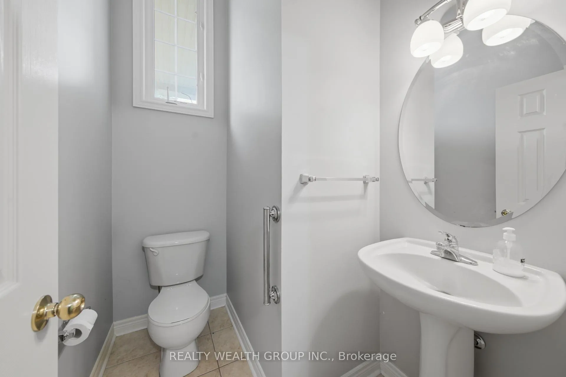 Photo 25 of 3 Queensplate Drive, Scugog, Port Perry — HOMEH