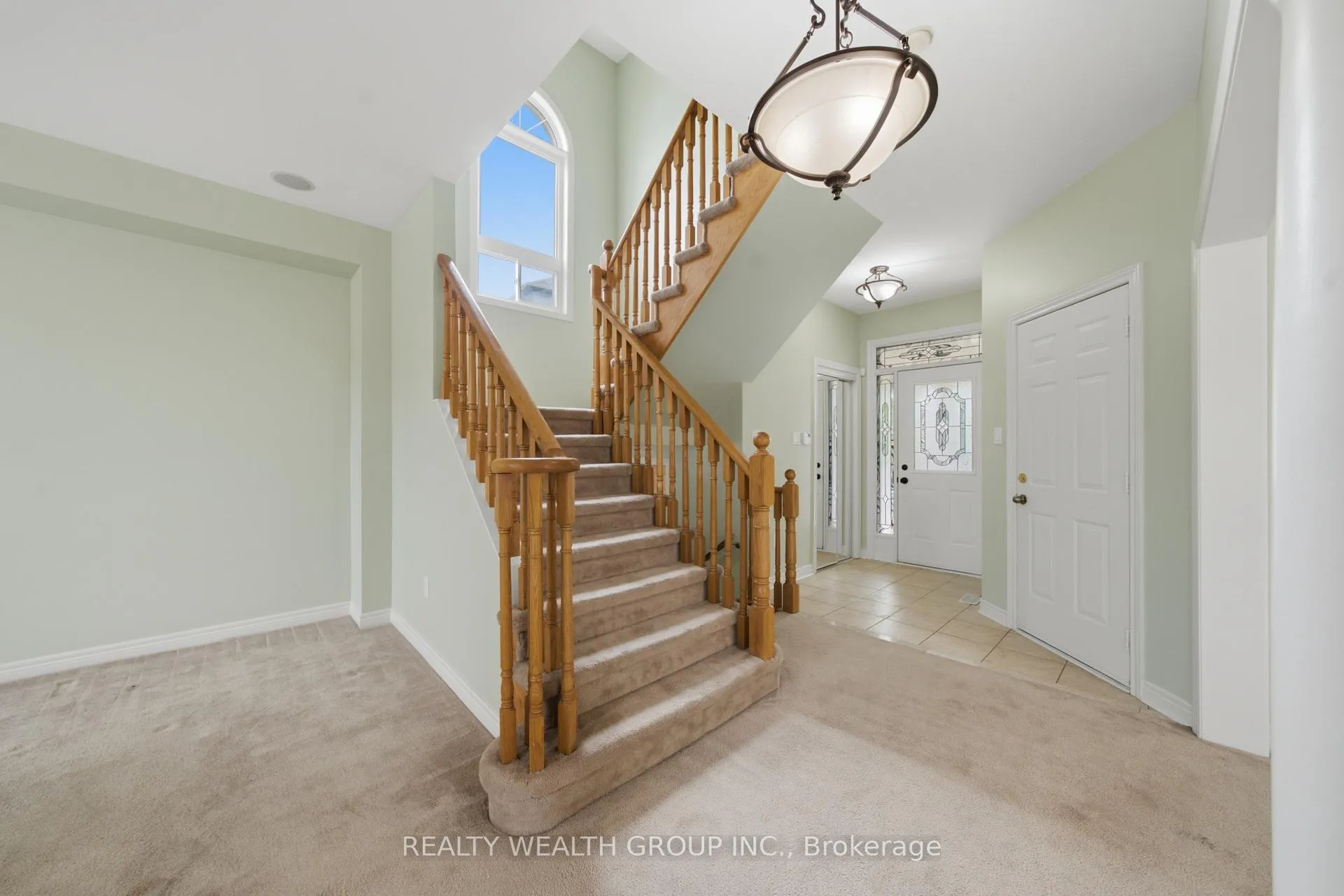 Photo 26 of 3 Queensplate Drive, Scugog, Port Perry — HOMEH