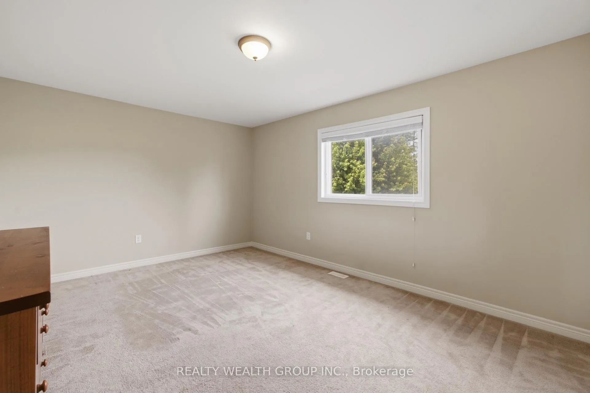 Photo 28 of 3 Queensplate Drive, Scugog, Port Perry — HOMEH