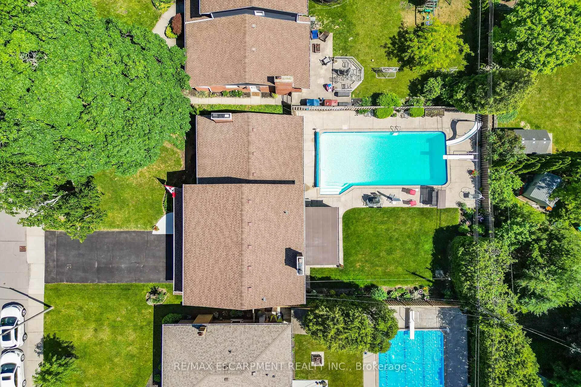 Photo 43 of 99 Elmhurst Drive, Hamilton, Sherwood — HOMEH