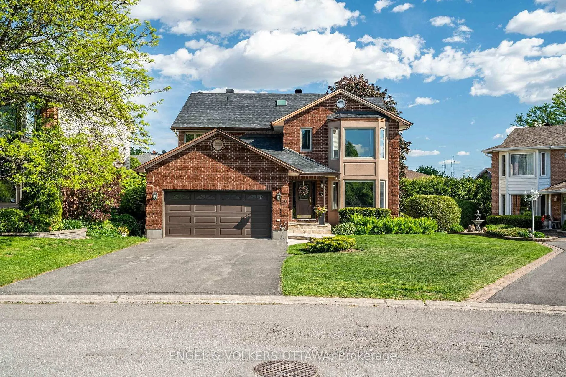 Photo 1 of 30 Huntings End Avenue, Ottawa, Kanata - Bridlewood — HOMEH