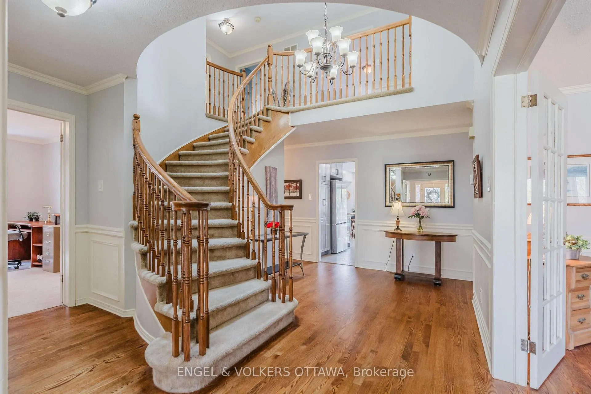 Photo 4 of 30 Huntings End Avenue, Ottawa, Kanata - Bridlewood — HOMEH
