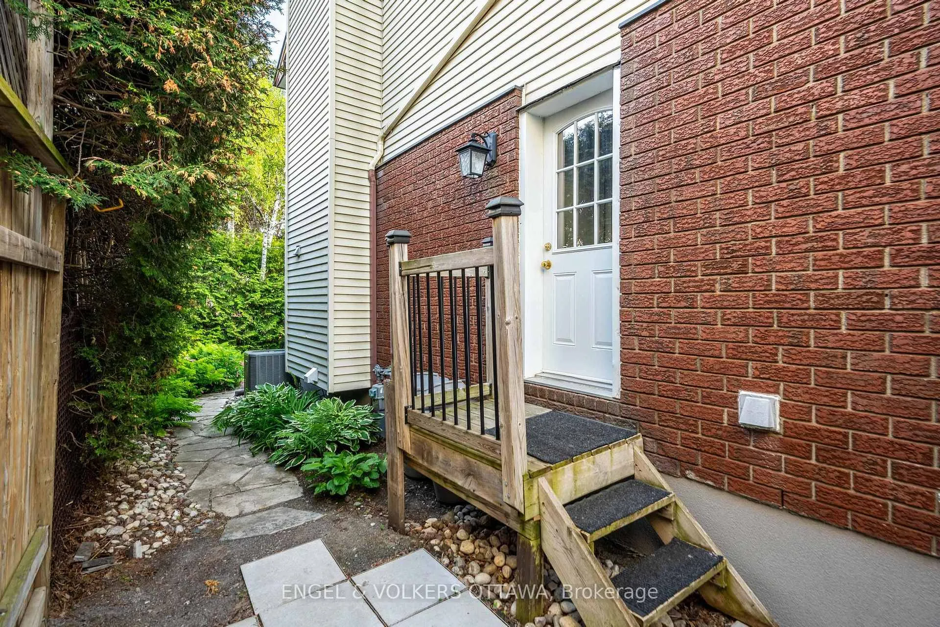 Photo 47 of 30 Huntings End Avenue, Ottawa, Kanata - Bridlewood — HOMEH