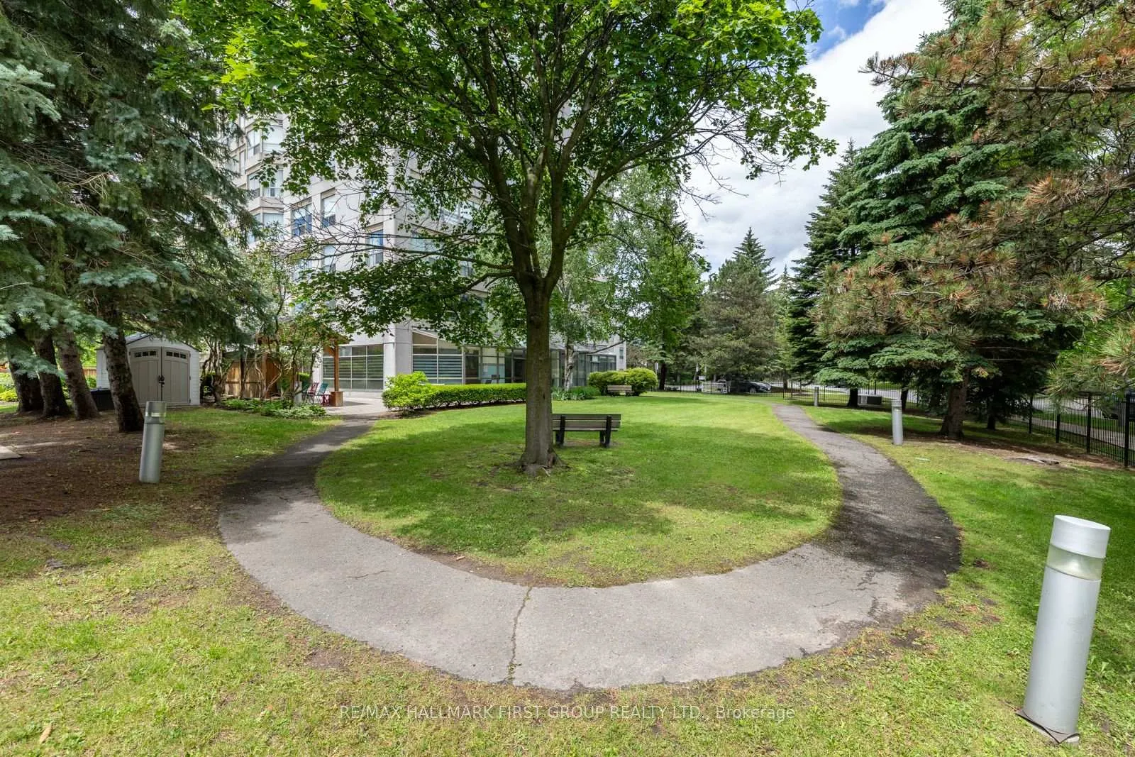 Photo 31 of Unit 1002, 712 Rossland Road E, Whitby, Pringle Creek — HOMEH