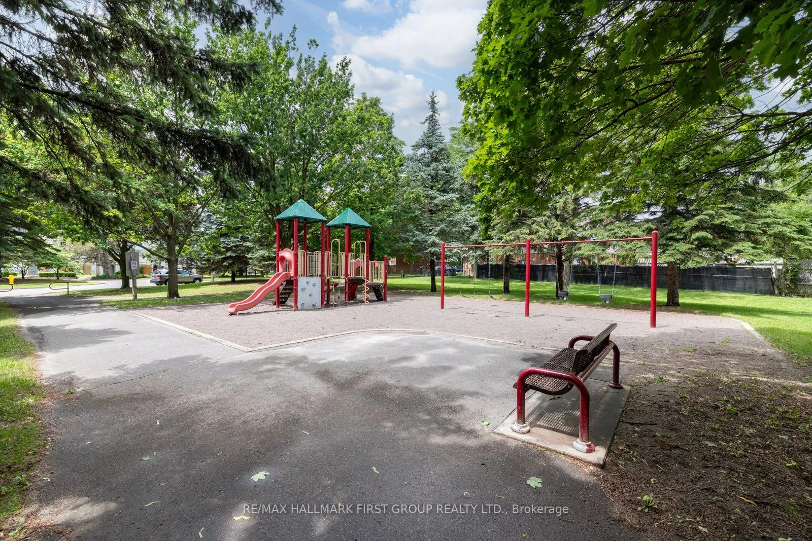 Photo 32 of Unit 1002, 712 Rossland Road E, Whitby, Pringle Creek — HOMEH
