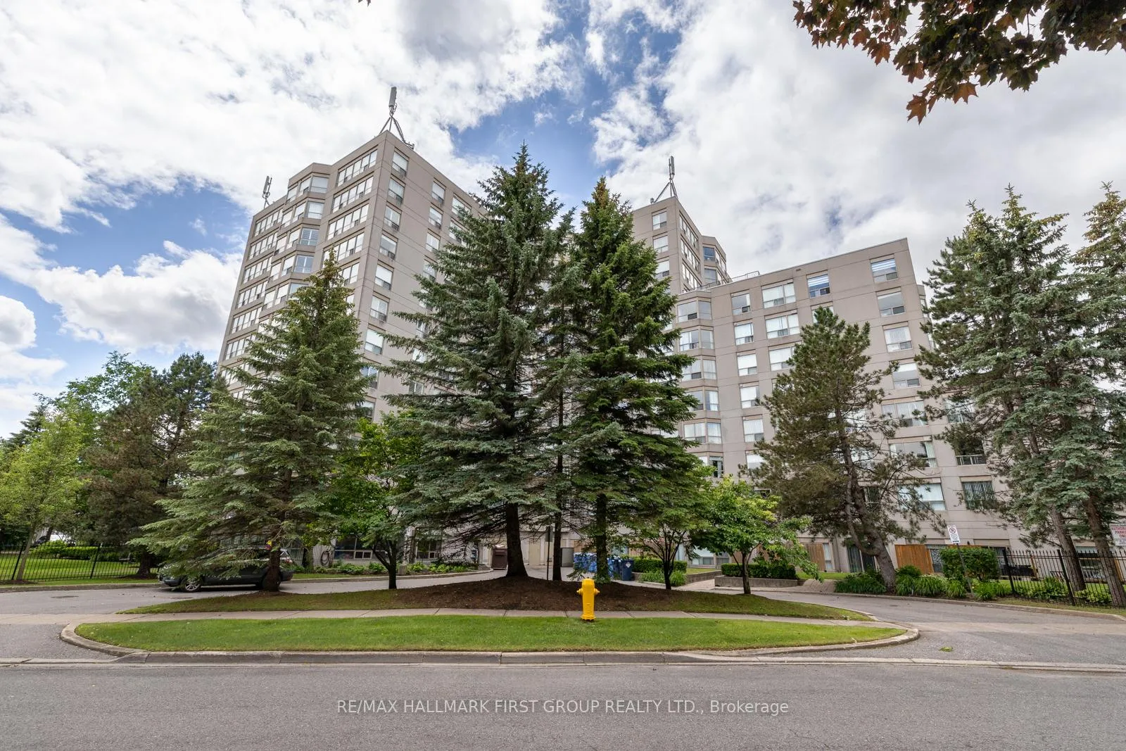 Photo 33 of Unit 1002, 712 Rossland Road E, Whitby, Pringle Creek — HOMEH