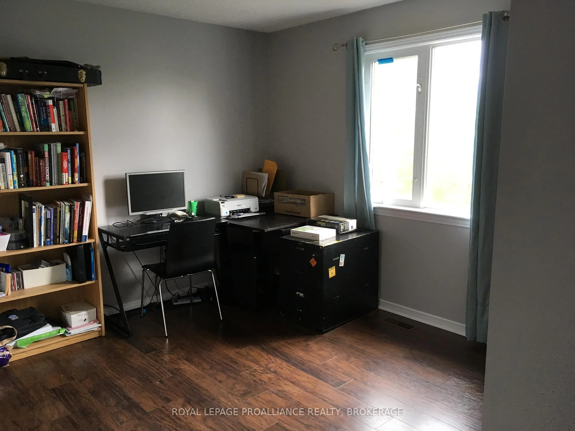 Photo 27 of 653 Barnsley Crescent, Kingston, City SouthWest — HOMEH