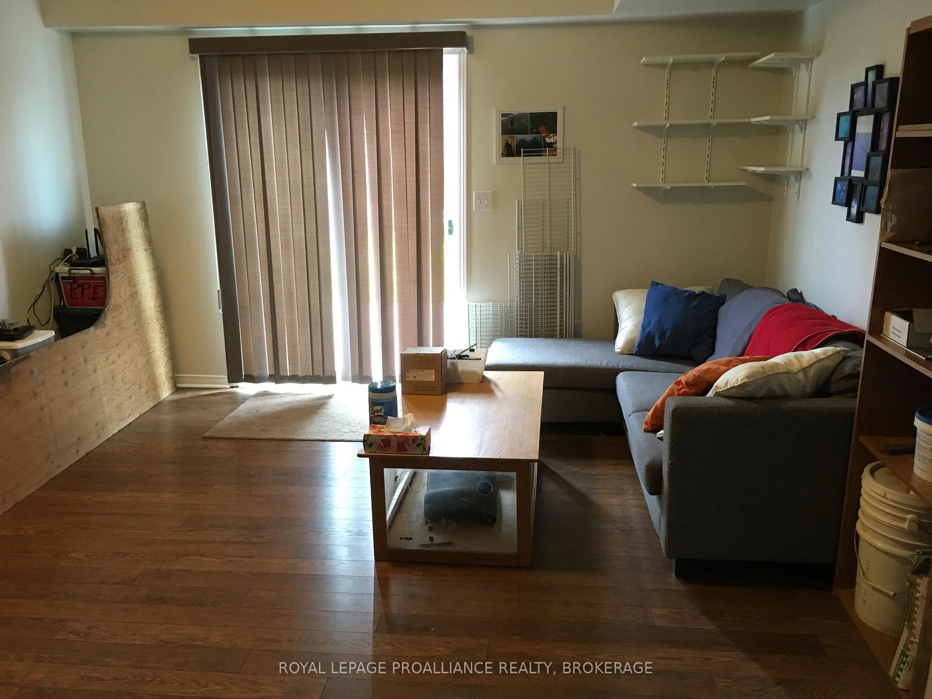 Photo 30 of 653 Barnsley Crescent, Kingston, City SouthWest — HOMEH