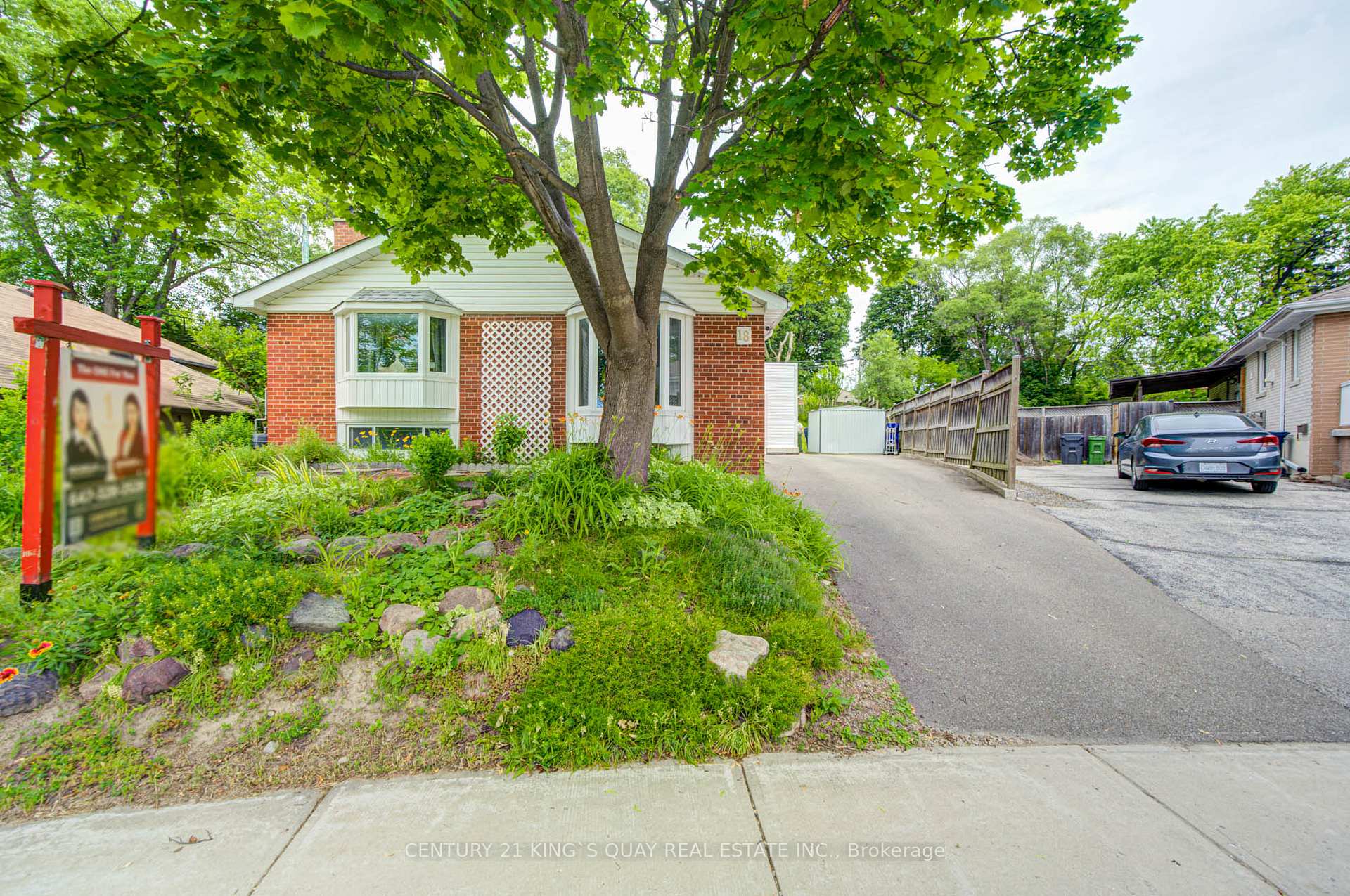 Front of 18 Benhur Crescent