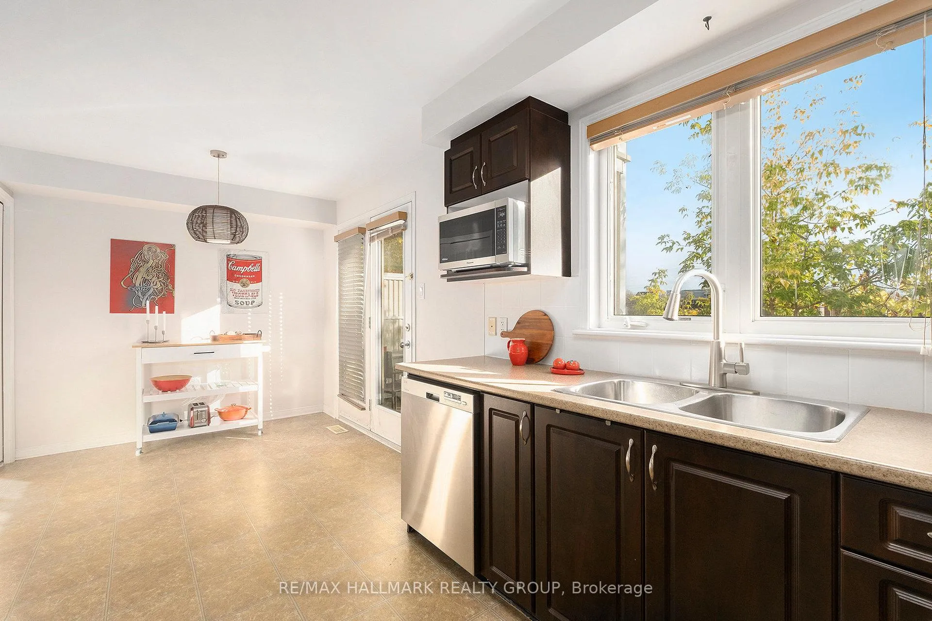 Photo 12 of Unit 112, 1512 Walkley Road, Ottawa, Heron Gate/Industrial Park — HOMEH