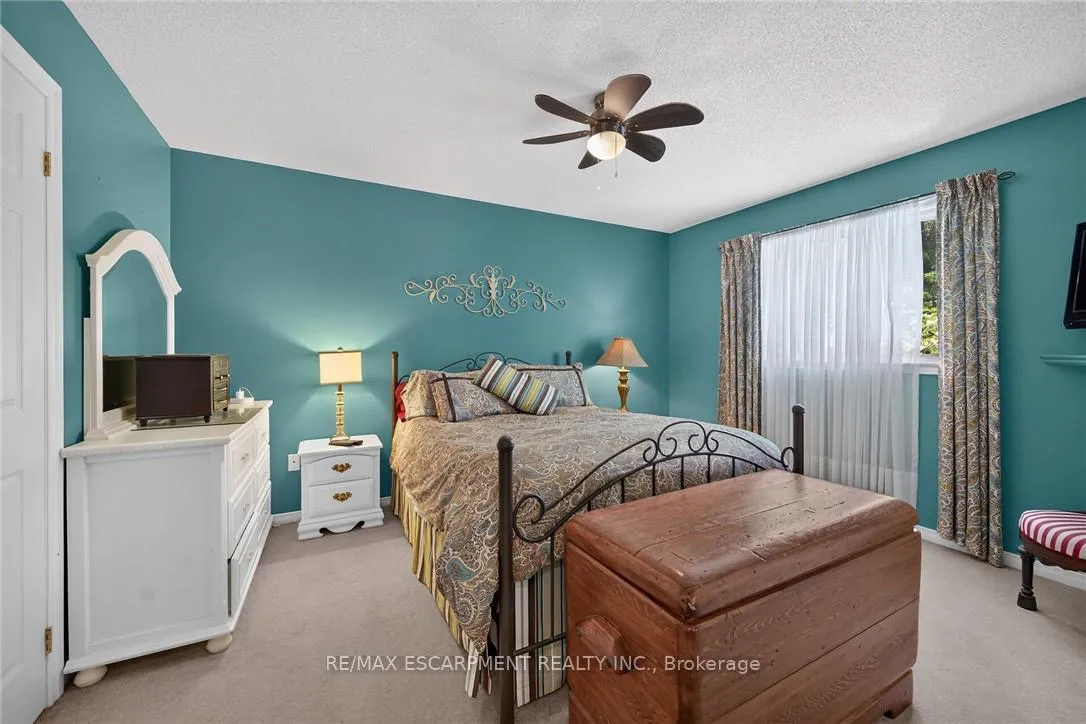 Photo 17 of 64 Caledonia Avenue, Haldimand — HOMEH
