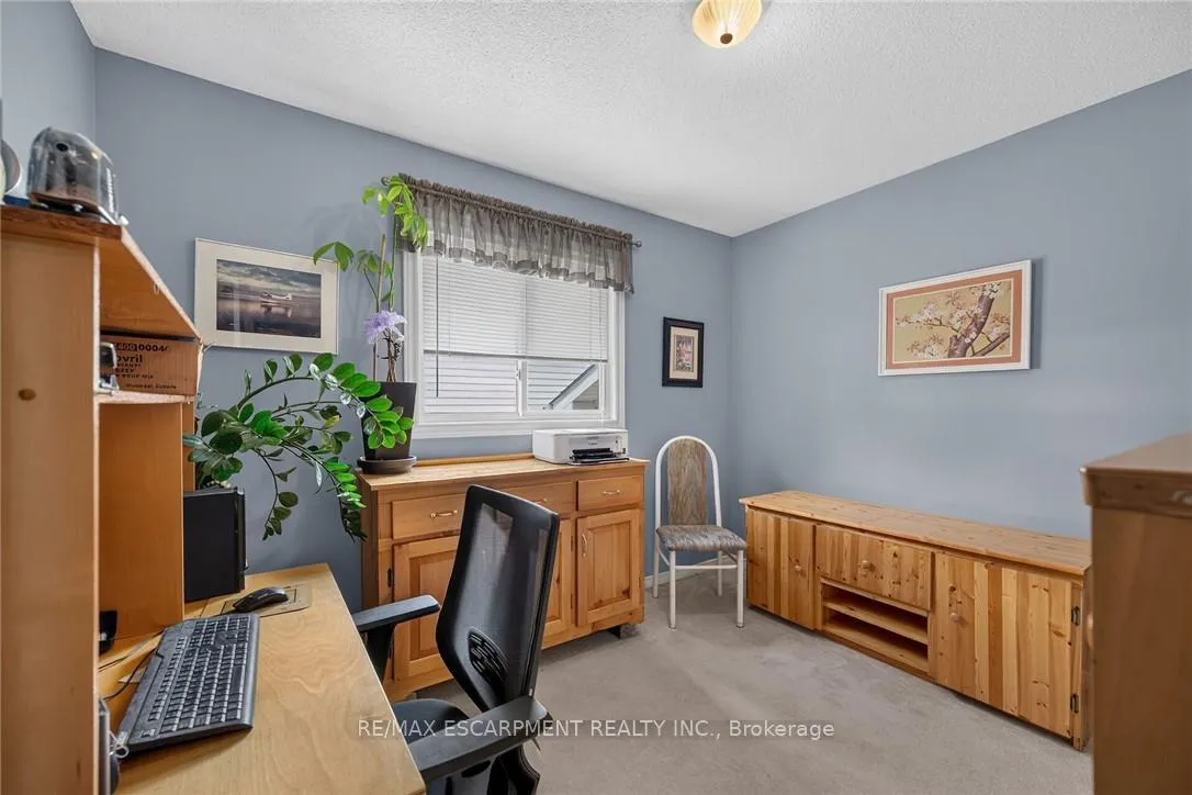 Photo 22 of 64 Caledonia Avenue, Haldimand — HOMEH